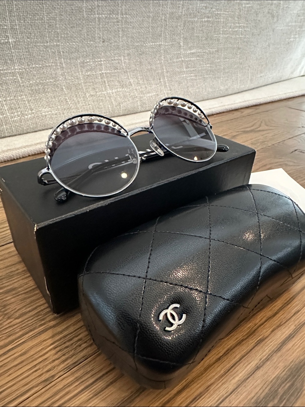 CHANEL Round Subglasses and Pearl Accents - Picture 2 of 11